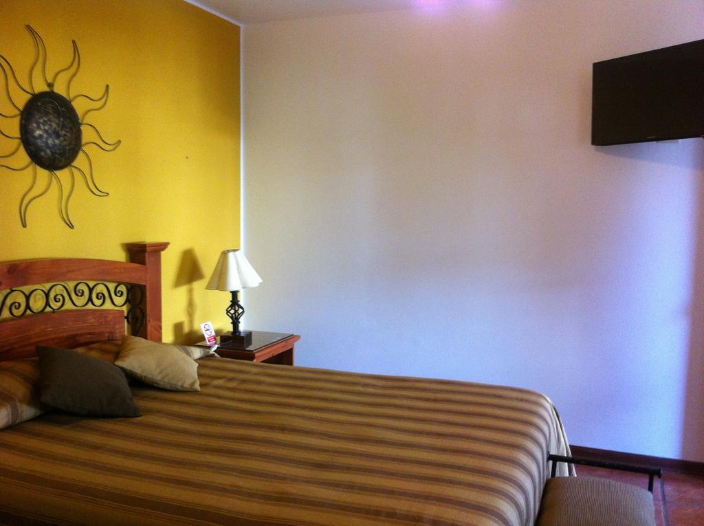 Hotel Oro Viejo Nazca Zimmer foto